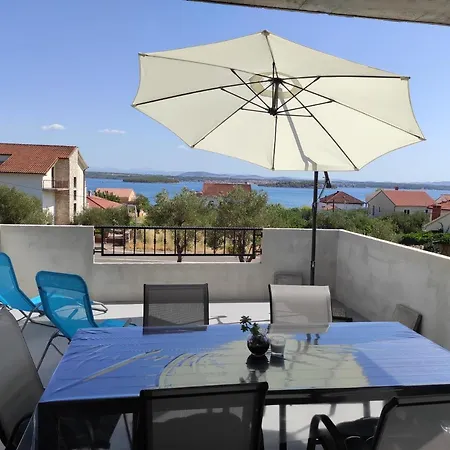 Apartman Vlasta تكون